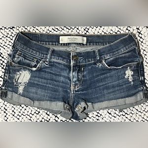 Abercrombie & Fitch Distressed Rolled Cuff Jean Shorts Size 2